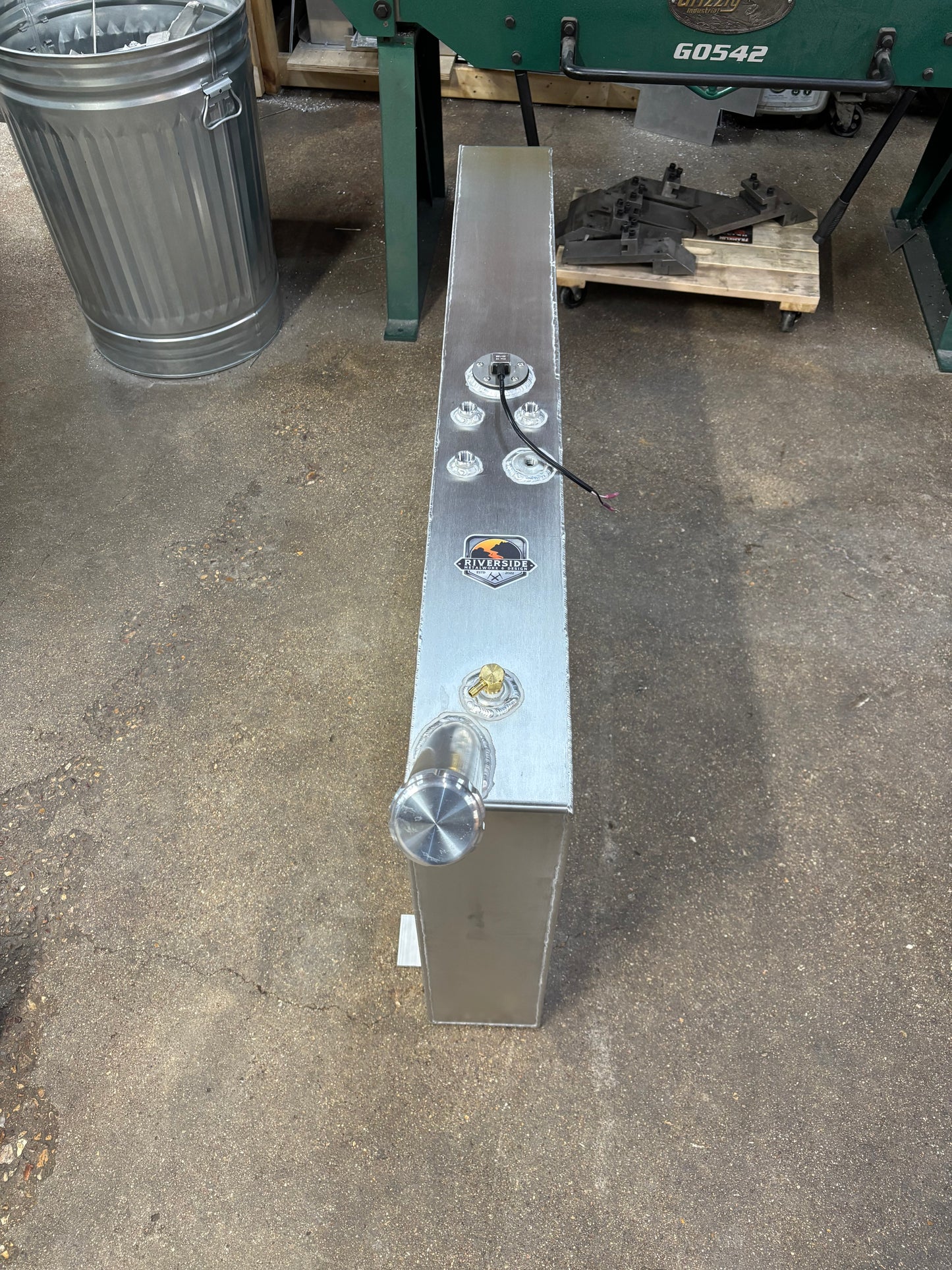 28 Gallon Slim Fuel Tank