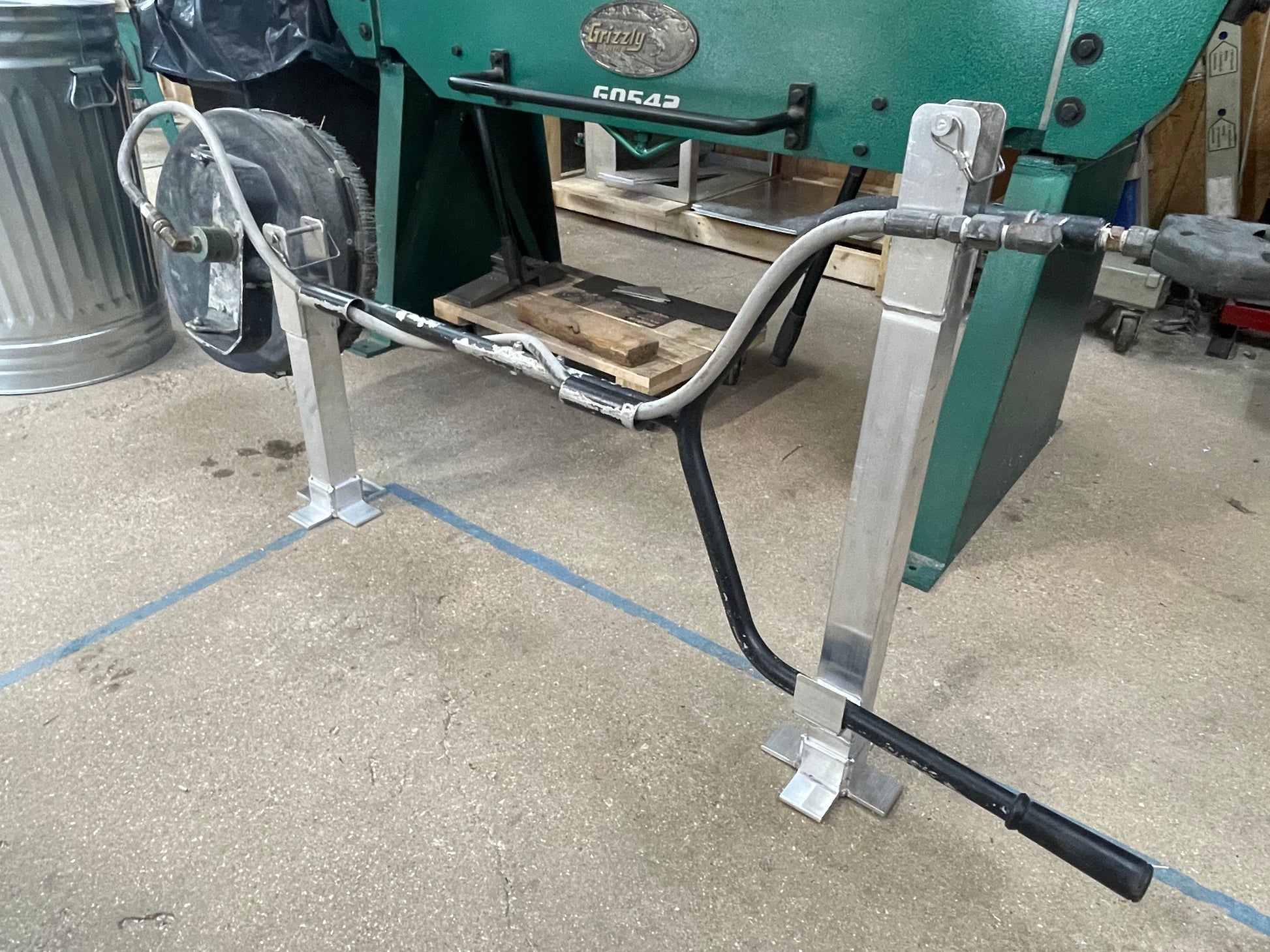 Universal Surface Cleaner Stands – Riverside Metalwork & Design