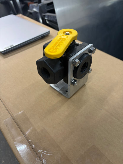 3 Way Banjo Ball Valve w/ Mounting Bracket