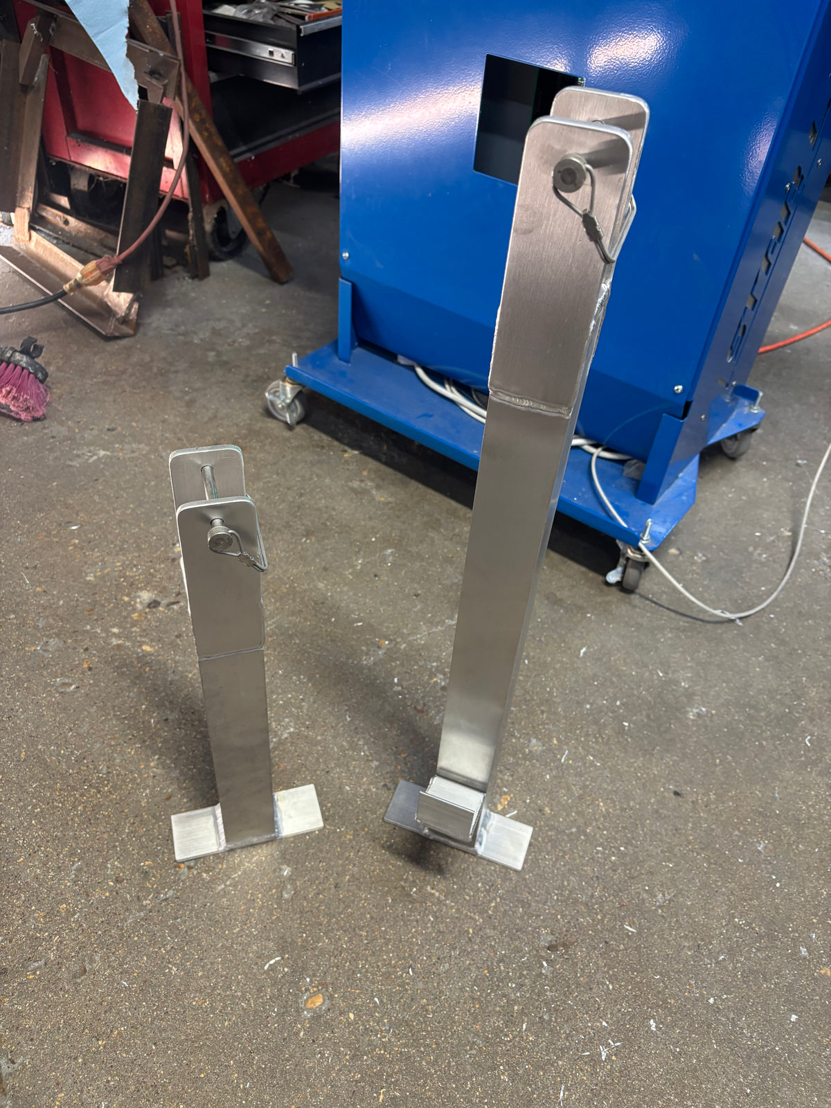 Universal Surface Cleaner Stands