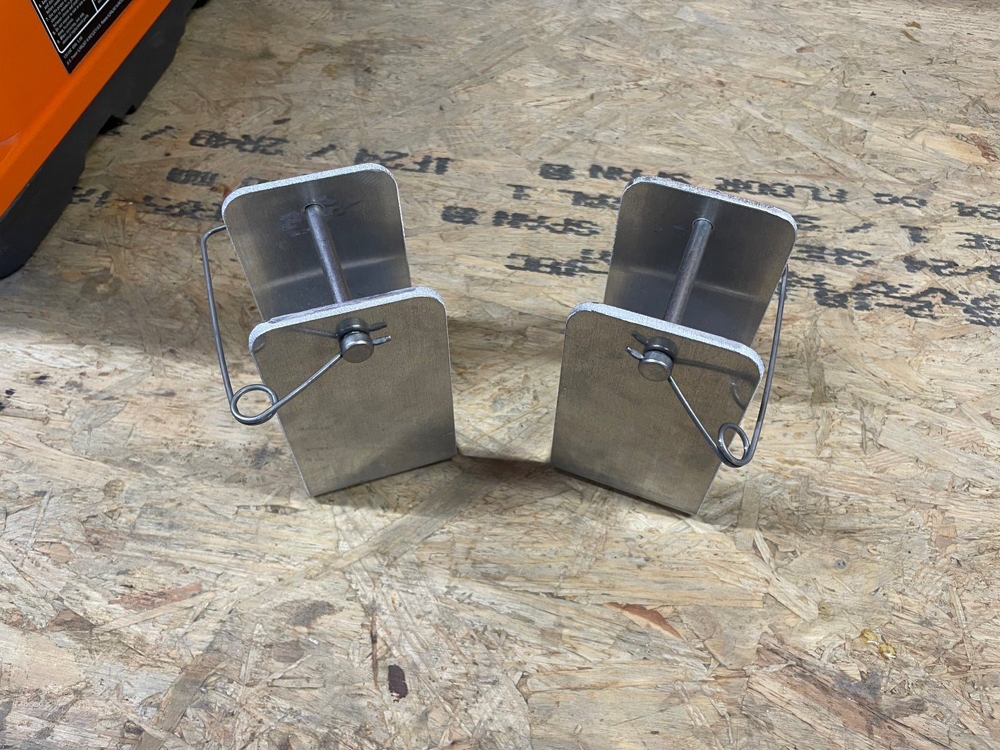 Custom Storage Hooks/Brackets