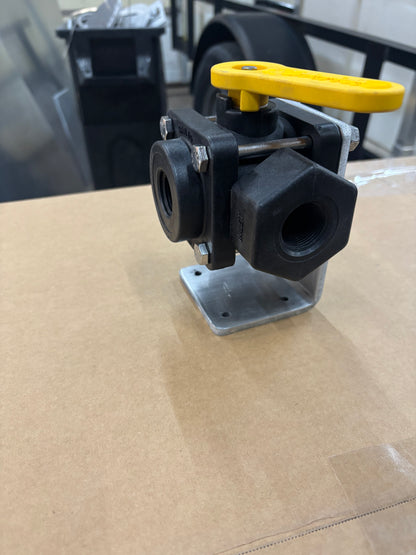3 Way Banjo Ball Valve w/ Mounting Bracket