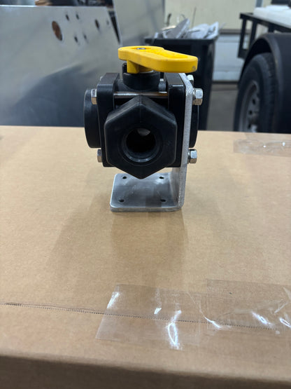 3 Way Banjo Ball Valve w/ Mounting Bracket