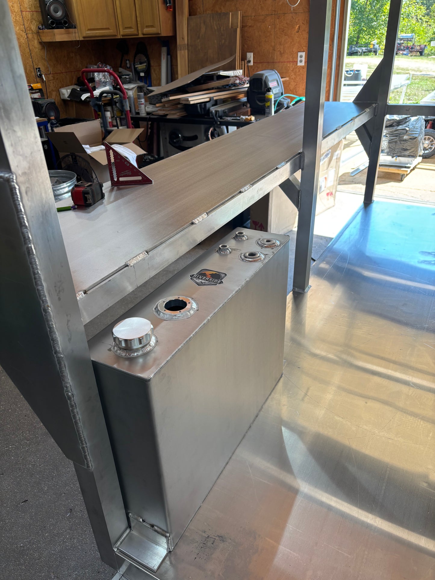 11 Gal (Slim) Fuel Tank